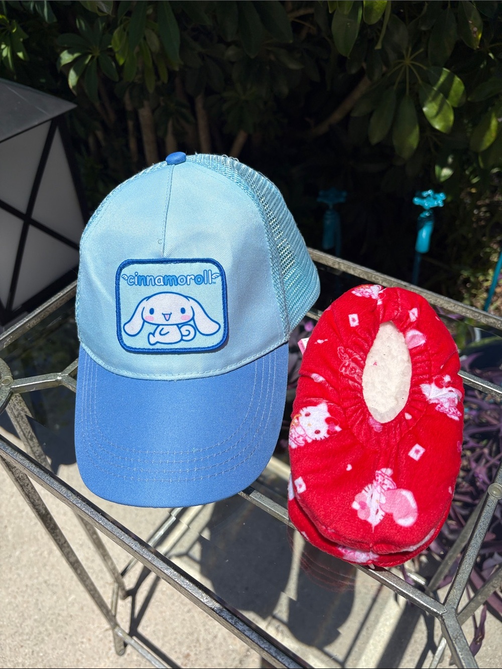 Sanrio Cinnamoroll Hat and hello Kitty  slippers- kids